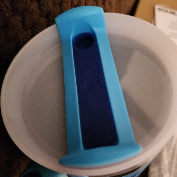 Stanley Blue Quencher H2.0 Tumbler with Fun Characters. Brand New!! - Picture 3 of 11